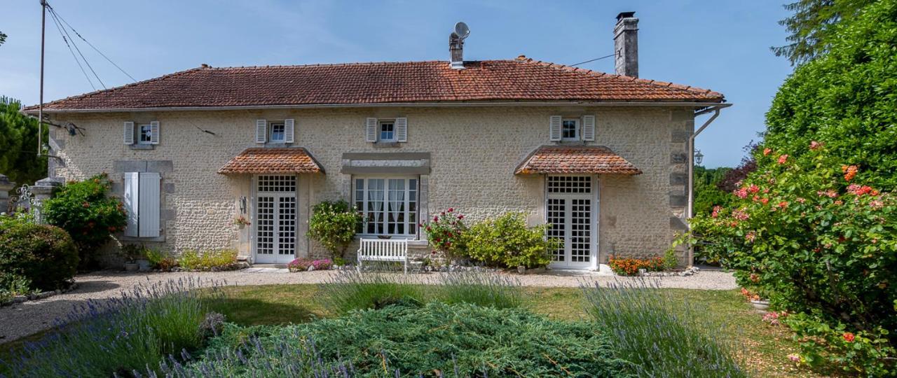 Bed and Breakfast Le Chemin Challignac Экстерьер фото