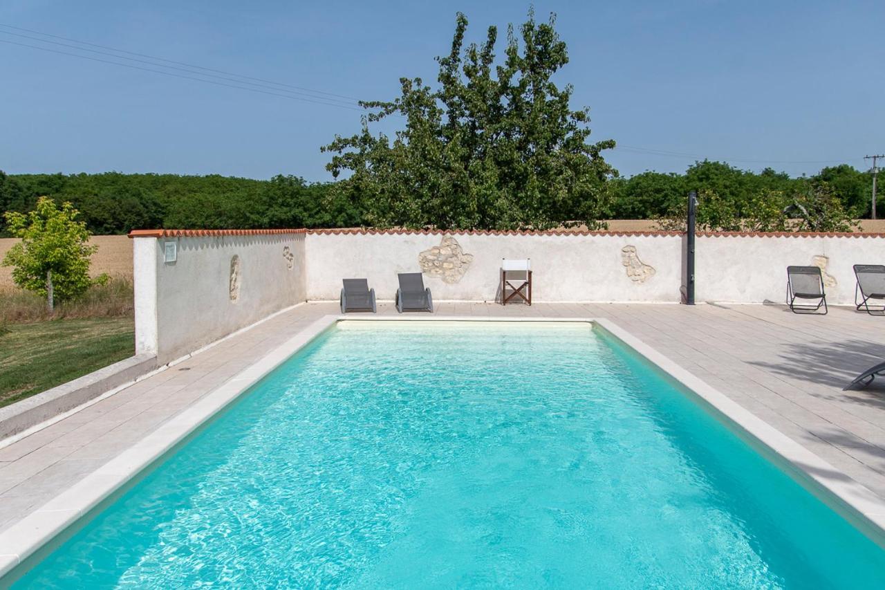 Bed and Breakfast Le Chemin Challignac Экстерьер фото