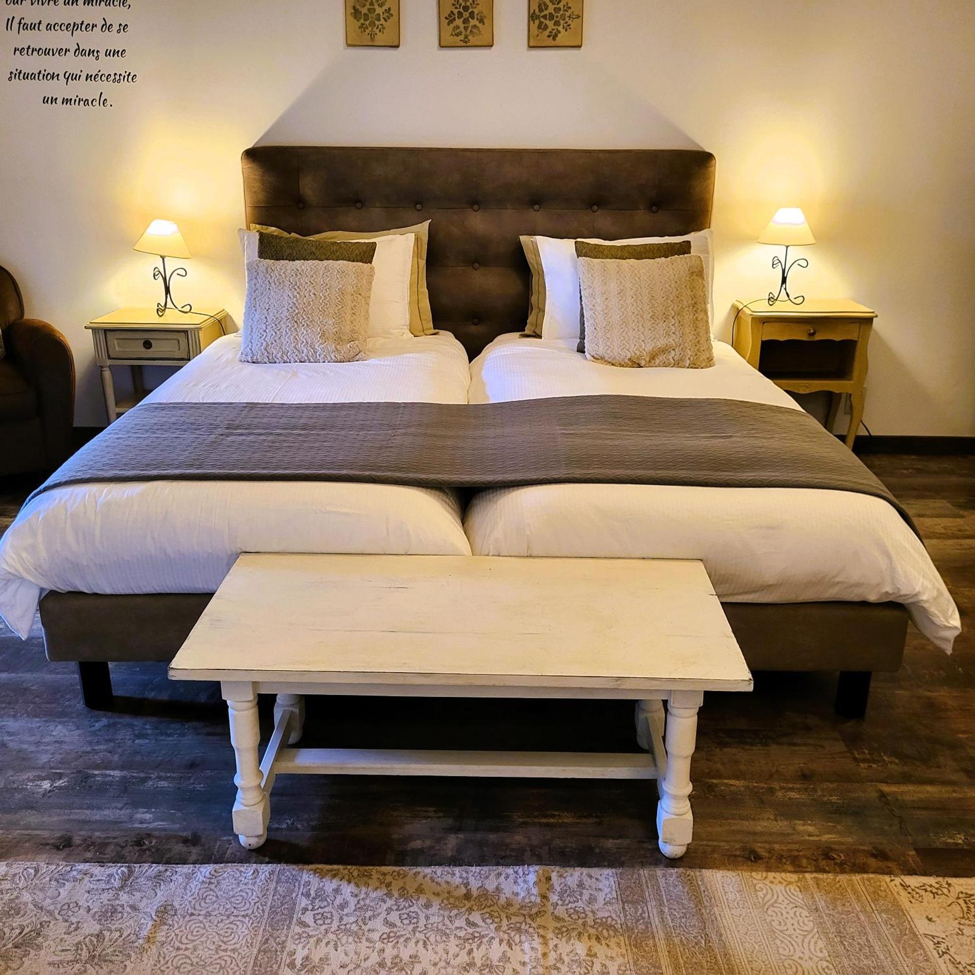 Bed and Breakfast Le Chemin Challignac Экстерьер фото