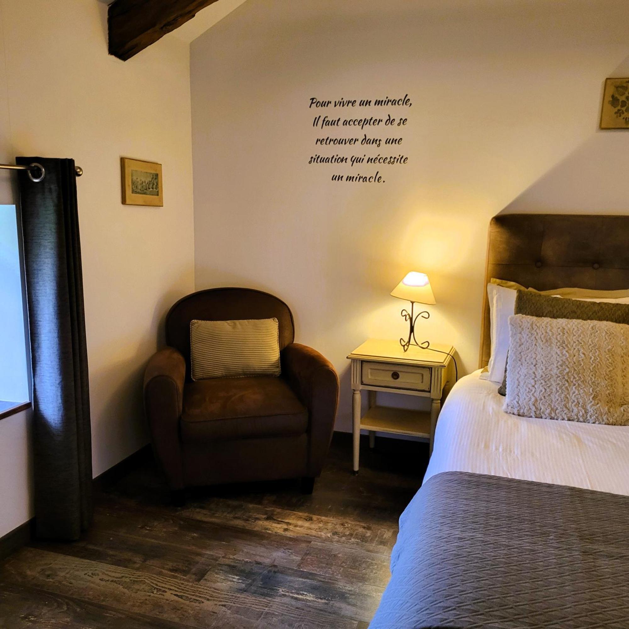 Bed and Breakfast Le Chemin Challignac Экстерьер фото